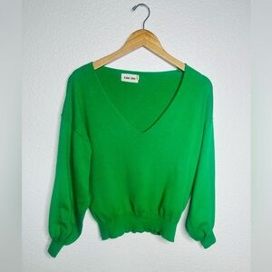 Line & Dot Vibrant Green V-Neck Sweater